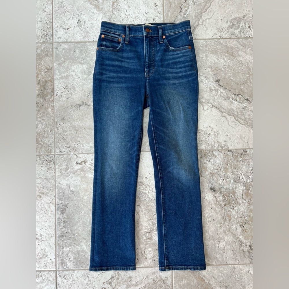 Madewell Slim Demi-Boot Jeans in Sundale Medium Blue Wash, size 26